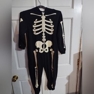 Skeleton costume for kids sz medium 8/10